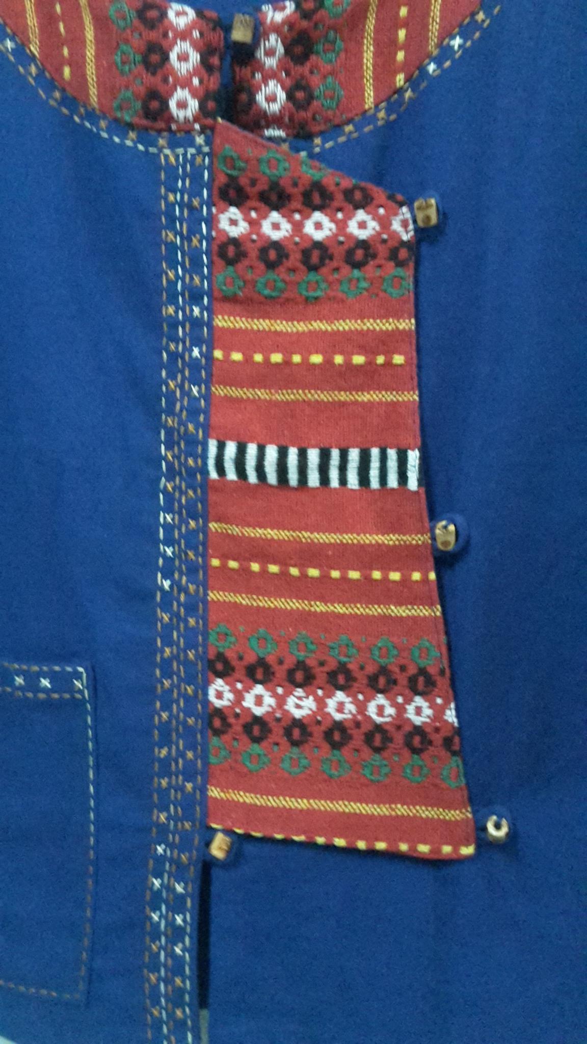 เสื้อม้อฮ่อมสสตรี เสื้อผ้าไทยสตรี เสื้อผ้าฝ้ายภูไท เสื้อผ้าฝ้ายสีน้ำเงิน ตัว