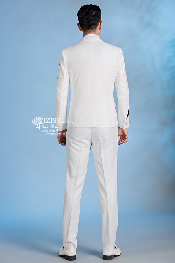 ST069 **พรีออเดอร์**สูทจีนผู้ชายสีขาวแขนยาวลายนกกระยางสีเขียวทอง ติดกระดุมสีขาว พร้อมกางเกงสีขาวขาสอบ ชุดสูทเจ้าบ่าว สูทแฟนซี ถ่ายพรีเวดดิ้ง & ชุดแต่งงานแฟนซี (Fancy wedding dress) สูทผู้ชายสีขาว