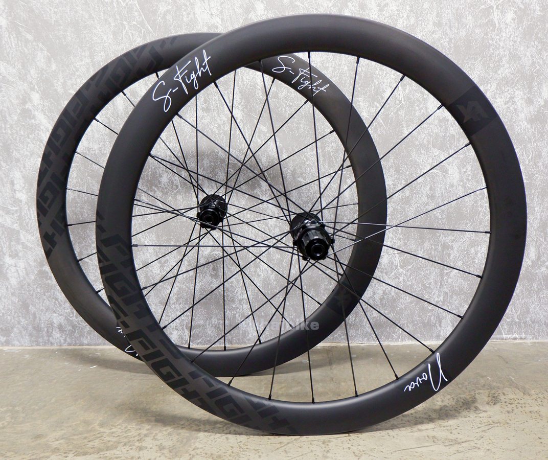 ล้อจักยานเสือหมอบคาร์บอนแบบดิสเบรค S-FIGHT NOVA7