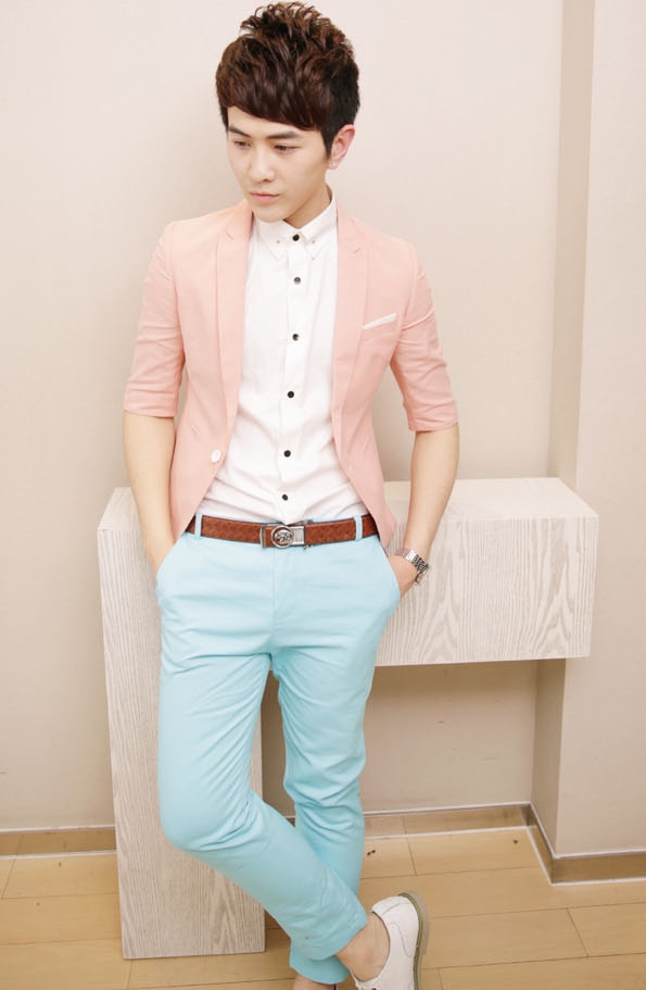 เสื้อสูทแฟชั่น พร้อมส่ง สีชมพู สไตล์หนุ่มหวาน แขน 4 ส่วน ผ่าหลัง ใส่ทำงาน ใส่เที่ยว