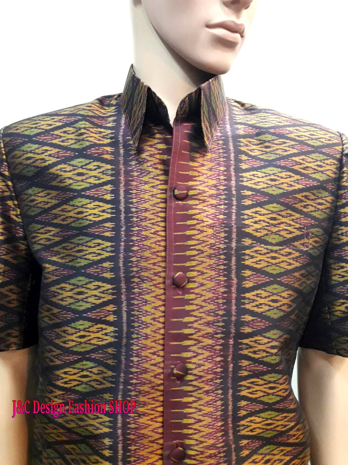 เสื้อสูทชายไหมแท้มัดหมี่ตีนแดง100% เสื้อสูทชายไหมแท้100% สูทผ้าไทยชาย ซาฟารีผ้าไหมชาย สูทผ้าไหมมัดหมี่แท้สีแดงเลือดนกทอมือ5 สี