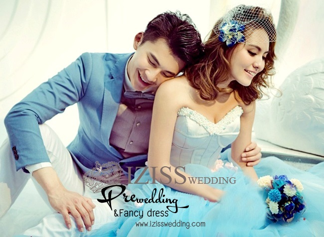 PW086 - **พร้อมส่งชุดผู้ชาย** ชุดคู่ถ่ายพรีเวดดิ้ง (prewedding dress) & ชุดแต่งงานแฟนซี (Fancy wedding dress)ชายหญิง "ธีมสีฟ้า"