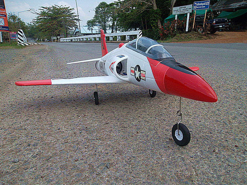 เครื่องบินเจ็ท TW-750-1