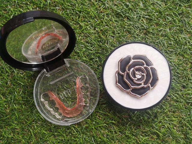 กล่องรีเทนเนอร์ โรเซน กุหลายดำเจ้าหญิง💥 มีกระจก💯 คุณหนูมาก มีสกุล สวยมากค่า💎พร้อมส่งจากไทย