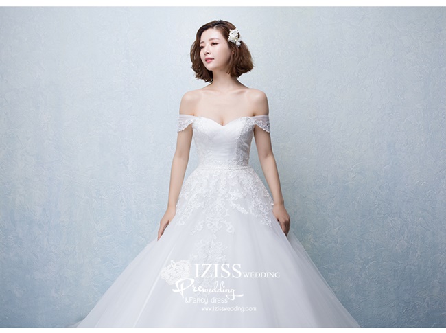 BR135 **พรีออเดอร์**ชุดแต่งงาน&ชุดเจ้าสาวแบบยาวสีขาวเกรดพรีเมี่ยม เปิดไหล่ มีแขน หรูหราน่ารัก สวยโดดเด่นไม่ซ้ำใคร