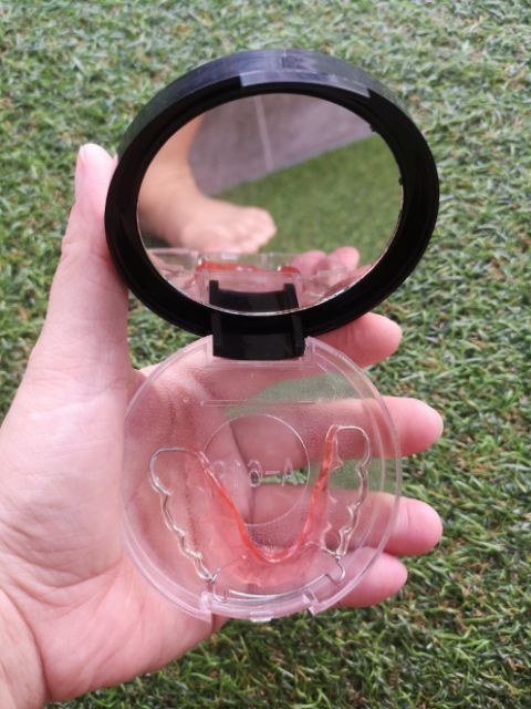 กล่องใส่รีเทนเนอร์ ลายดวงดาว galaxy👍มีกระจก‼️งานสวย วิบวับ ลุคคุณหนูมาก💯พร้อมส่งจากไทย