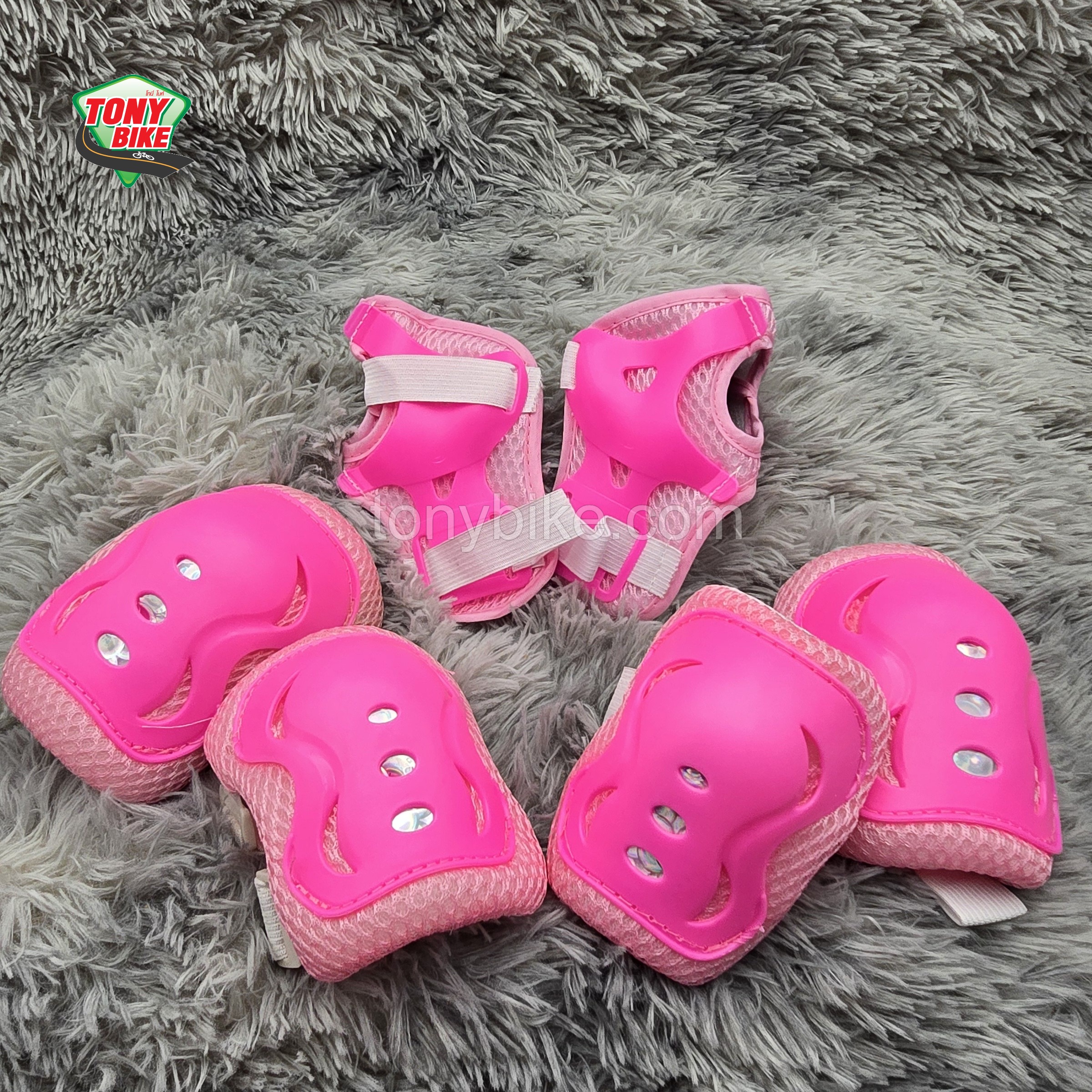 หมวกกันน๊อคเด็ก แถม ชุดสนับเข่า สนับศอก สนับมือ สีชมพู