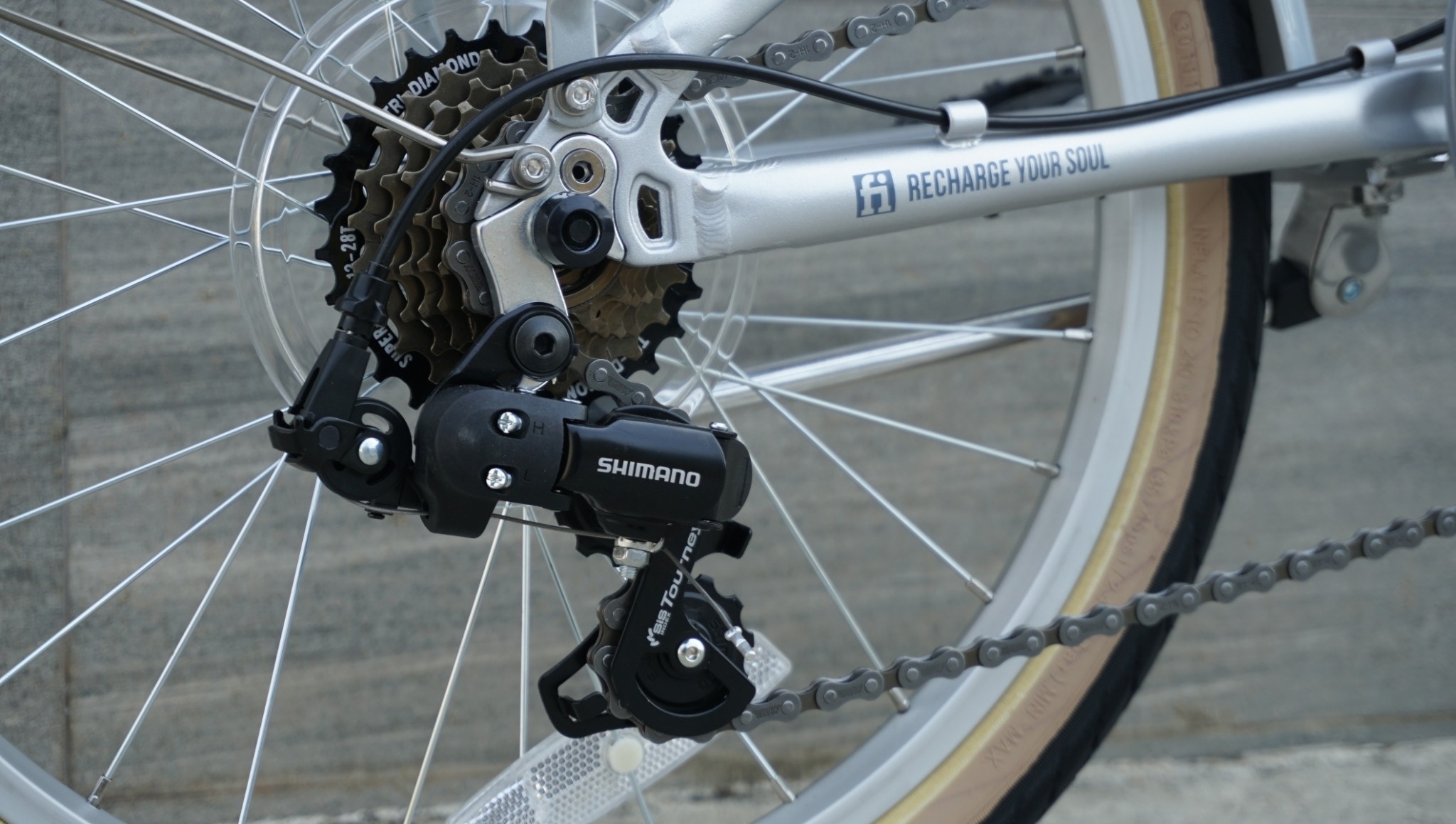 Fika Frappe จักรยานพับได้ เฟรมอลูมิเนียม ล้อ 20" 7 สปีด พร้อมตะแกรง บังโคลน