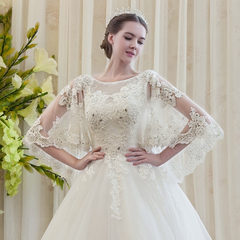 BRL049 **พรีออเดอร์**ชุดแต่งงานหรูหราประดับดอกไม้ผสมเพชรและคริสตัล สวยงามดุจเจ้าหญิง