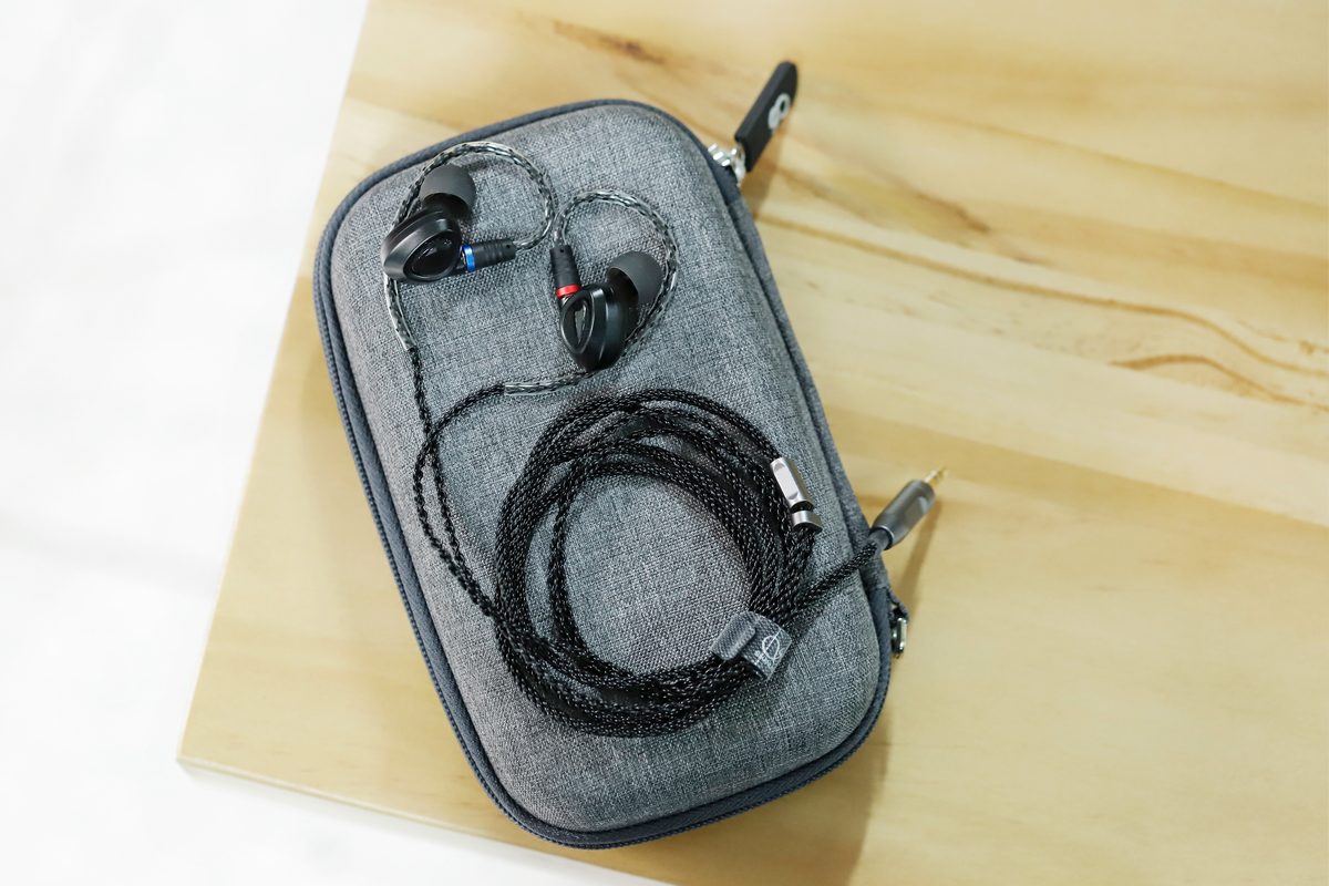 ขาย SHANLING ME100 หูฟัง Dynamic ถอดสายได้ รองรับ Hi-Res บอดี้อลูมีเนียม พร้อมสายถัก OFC 8แกน