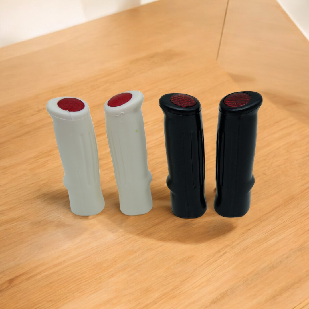 ✨NEW!!!ปลอกแฮนด์จักรยานแบบแต่งไฟทับทิมสะท้อนแสงRetroStyle สำหรับจักรยานminiและจักรยานทั่วไป