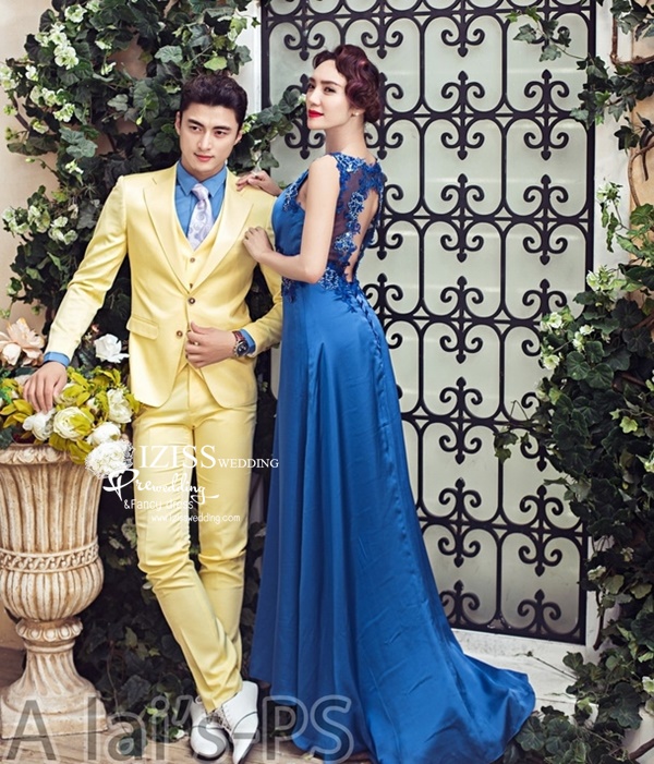 ST013- **พรีออเดอร์**สูทผู้ชายสีเหลืองแขนยาว พร้อมกางเกง ชุดสูทเจ้าบ่าว สูทแฟนซี ถ่ายพรีเวดดิ้ง & ชุดแต่งงานแฟนซี (Fancy wedding dress) สูทผู้ชายสีเหลือง