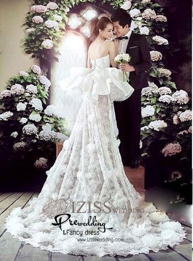 PW061 - **พร้อมส่งค่ะ** ชุดคู่ถ่ายพรีเวดดิ้ง (prewedding dress) & ชุดแต่งงานแฟนซี (Fancy wedding dress)ชายหญิง "ธีมสีขาว-ดำ"