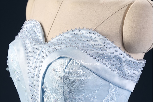 PW545- **พรีออเดอร์ค่ะ**ชุดคู่ถ่ายพรีเวดดิ้ง (prewedding dress) & ชุดแต่งงานแฟนซี (Fancy wedding dress)ชายหญิง "ธีมสีฟ้า"