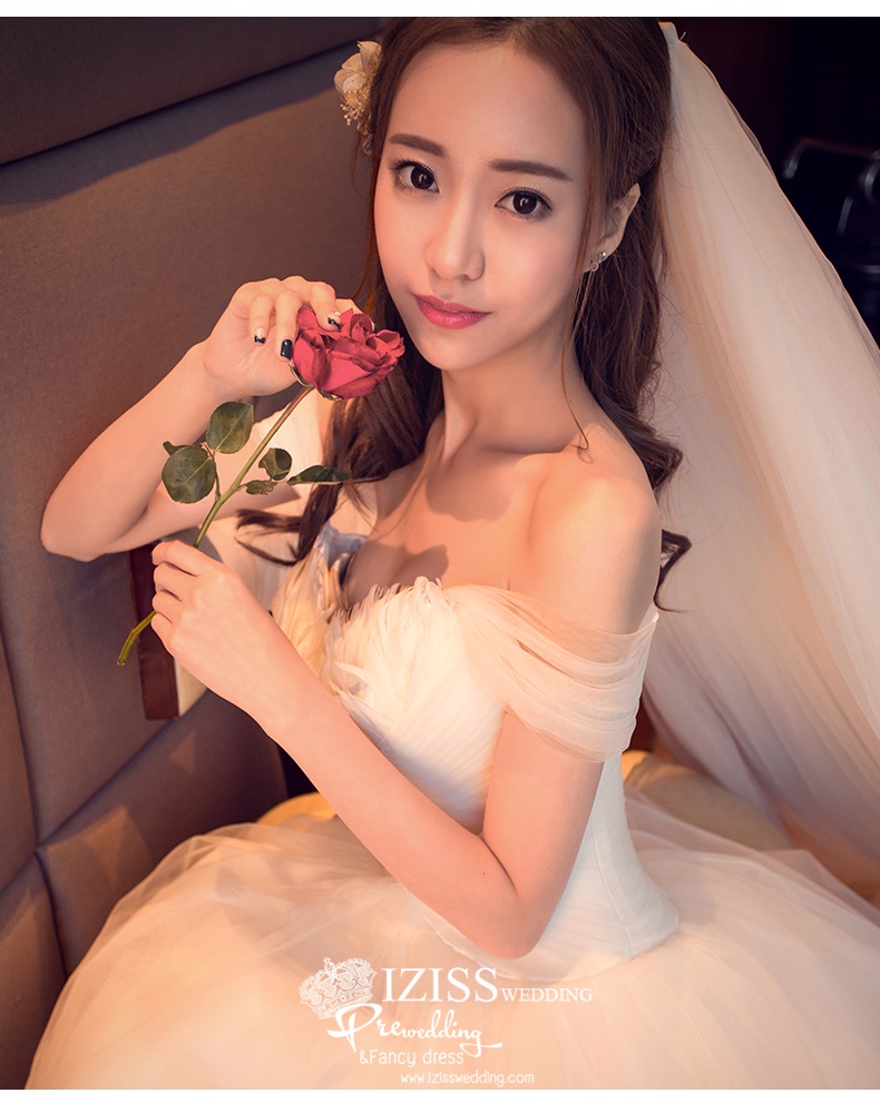 BR333 **พรีออเดอร์**ชุดแต่งงาน&ชุดเจ้าสาวแบบยาวอลังการ สีขาวเกรดพรีเมี่ยม หรูหราน่ารัก สวยโดดเด่นไม่ซ้ำใคร