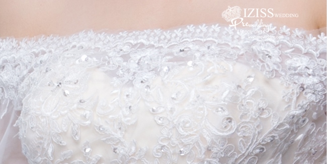 BR120 **พรีออเดอร์**ชุดแต่งงาน&ชุดเจ้าสาวแบบยาวสีขาวเบจเกรดพรีเมี่ยม เปิดไหล่ มีแขน หรูหราน่ารัก สวยโดดเด่นไม่ซ้ำใคร