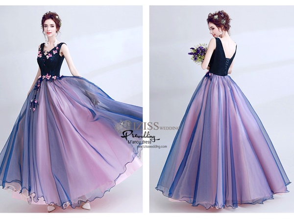 DL026 - **พรีออเดอร์** ชุดราตรี เดรสยาวออกงาน (Night party dresses) ชุดไปงานแต่งงานสวยๆ "ธีมสีน้ำเงินครามปักดอกชมพู "