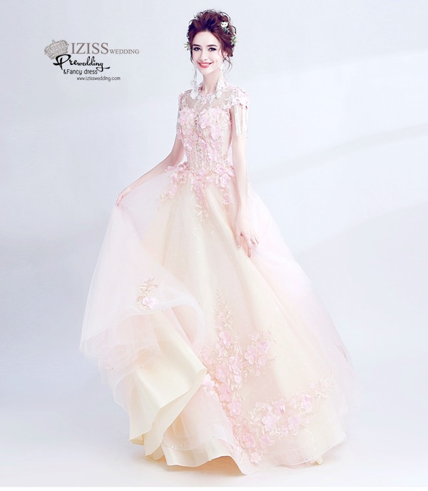 DL054 - **พรีออเดอร์** ชุดราตรี เดรสยาวออกงาน (Night party dresses) ชุดไปงานแต่งงานสวยๆ "ธีมสีครีมปักดอก 3D"