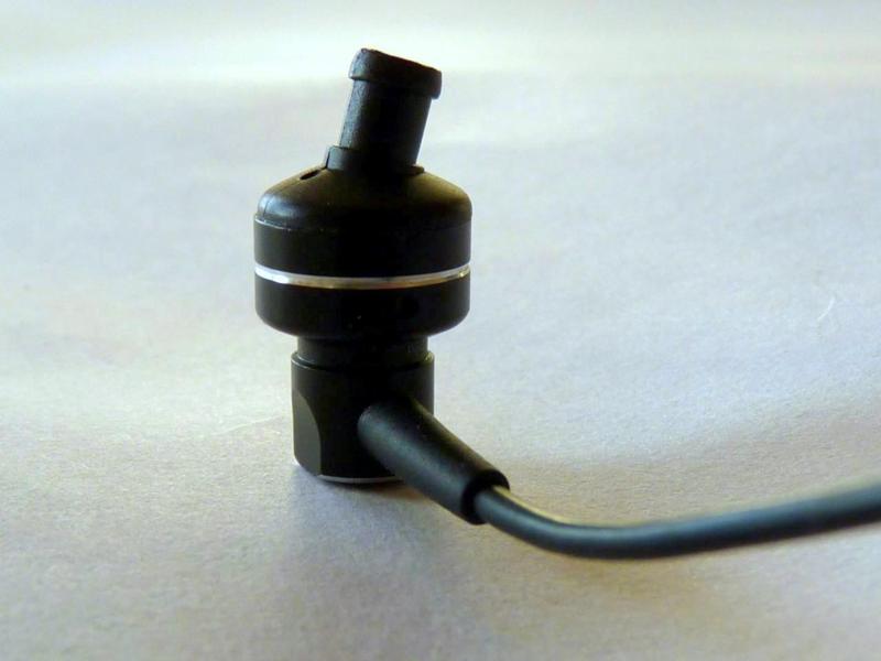 ขายหูฟัง Soundmagic PL21 หูฟังราคาสุดคุ้ม แต่ได้รายละเอียดครบถ้วน เด่นที่เสียงครบถ้วน เบสกำลังดี เสตจไม่แคบเสียงกลางไม่หดถอย หูฟังคุ้มค่าแห่งปี !