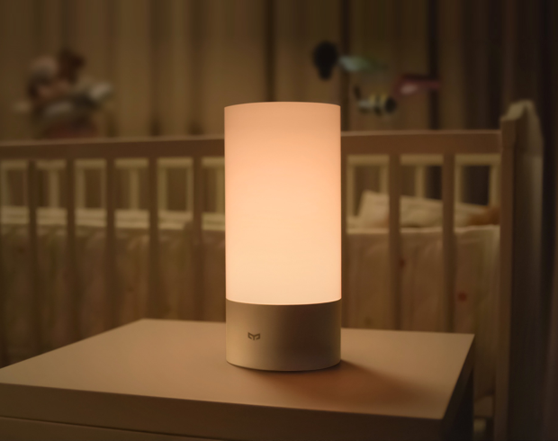 ขาย Xiaomi Yeelight Bedside Lamp โคมไฟอัจฉริยะ เปลี่ยนสีหลอดไฟได้
