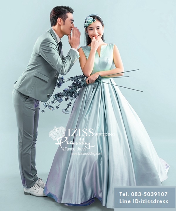 PW553-**พรีออเดอร์เฉพาะชุดผญ.ค่ะ**ชุดคู่ถ่ายพรีเวดดิ้ง (prewedding dress) & ชุดแต่งงานแฟนซี (Fancy wedding dress)ชายหญิง "ธีมสีฟ้า"