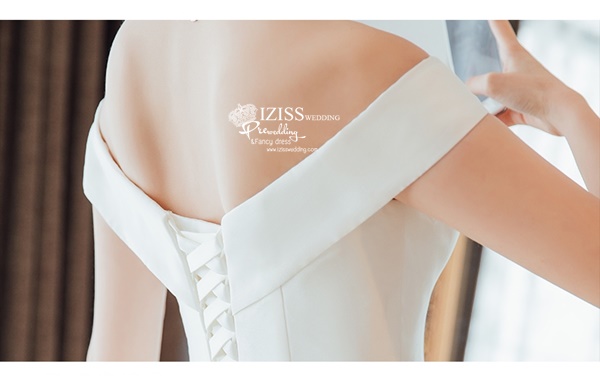 BR343 **พรีออเดอร์**ชุดแต่งงาน&ชุดเจ้าสาวแบบยาวอลังการ สีขาวเกรดพรีเมี่ยม หรูหราน่ารัก สวยโดดเด่นไม่ซ้ำใคร