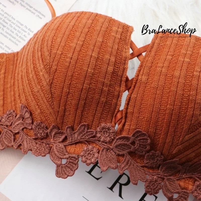 BLS✿8823 บราเดี่ยว บราลูกไม้ทรงเกาะอกครึ่งเต้า