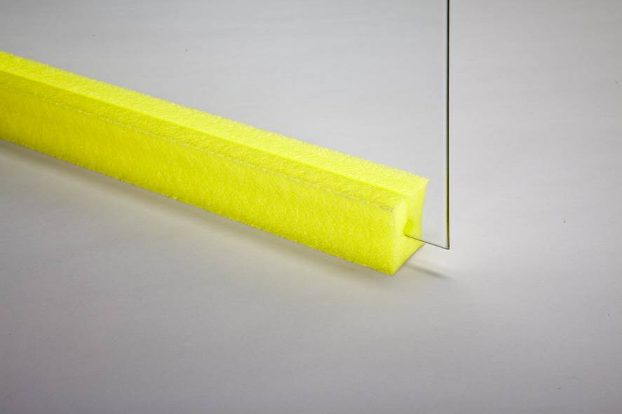 รางโฟมEpe บากร่อง ใช้หุ้มขอบกระจก