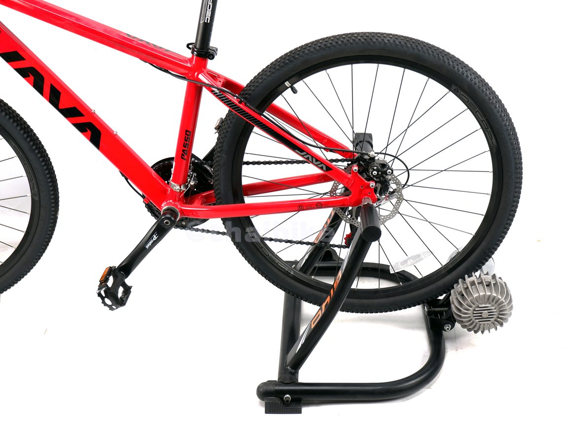 เทรนเนอร์จักรยาน GIYO จับดุมหลัง แบบน้ำมัน ปั่นในบ้าน เสียงเบา รองรับ 16-29 นิ้ว