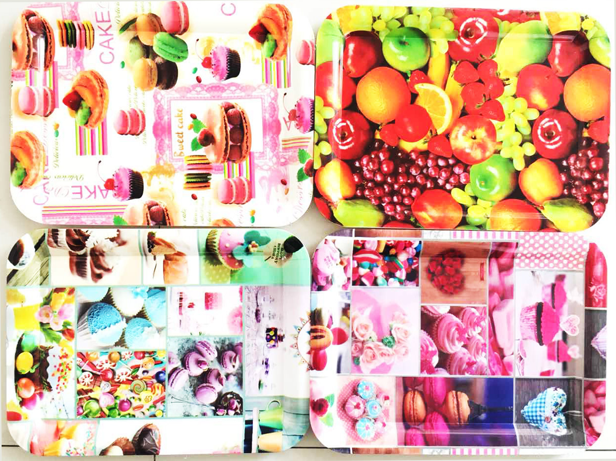 ถาดพลาสติกลายใหม่ (สี่เหลี่ยม) 27x37 ซม.