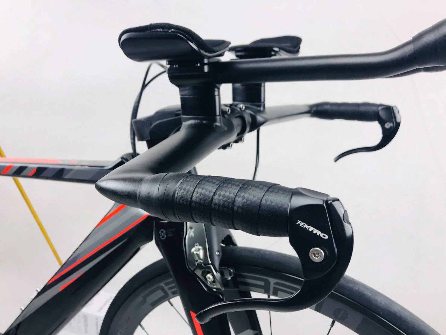 รถไตร รถเสือหมอบ จักรยานเฟรม CARBON JAVA TT