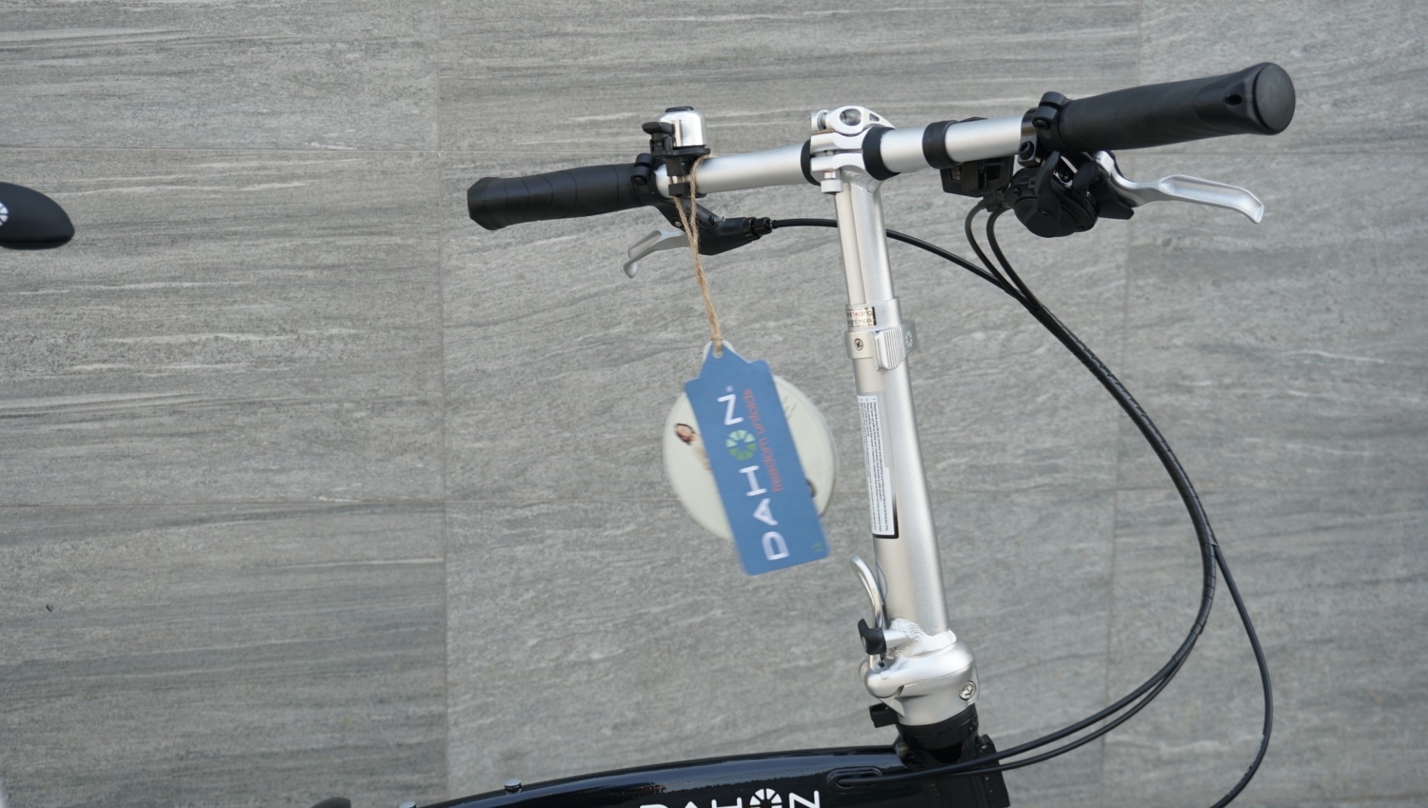 DAHON : Mu D9 จักรยานพับด้ เฟรมอลูมิเนียม 9 สปีด