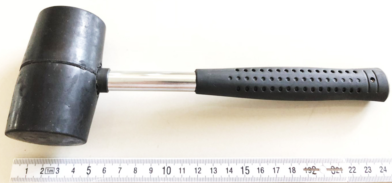 ค้อนปอนด์ ด้ามยาง (300 g.) 24 ซม.