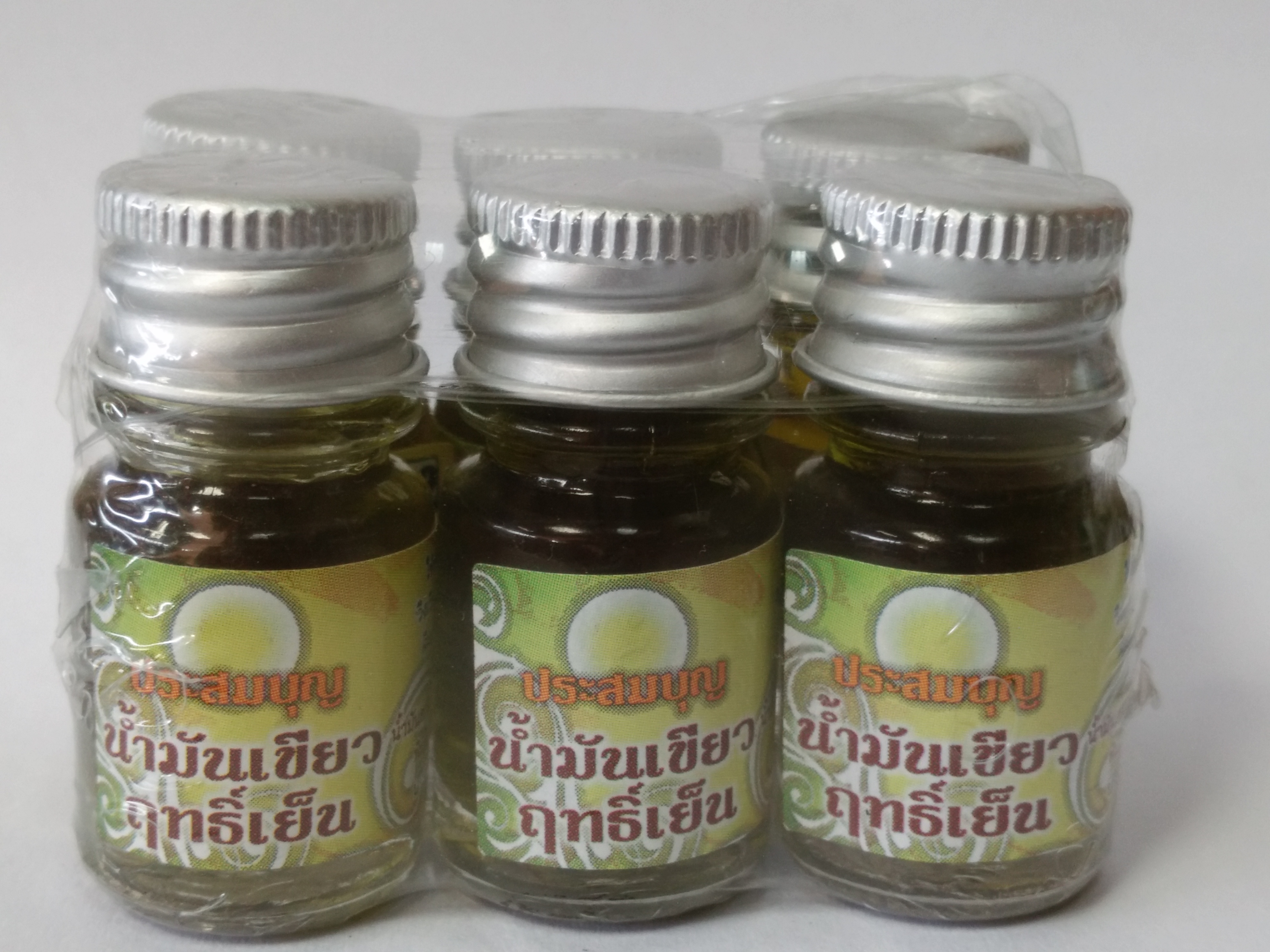 น้ำมันเขียวฤทธิ์เย็นตะวันเดือน ขนาด 5 ml. (Pack 1 x 6 ขวด)