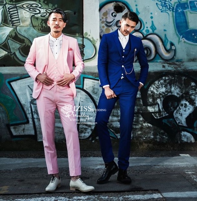 PW419- **พร้อมส่งชุดผู้ชายสีน้ำเงิน และชุดสีชมพู**ชุดคู่ถ่ายพรีเวดดิ้ง (prewedding dress) & ชุดแต่งงานแฟนซี (Fancy wedding dress)ชายหญิง "ธีมสีน้ำเงิน ชมพู"
