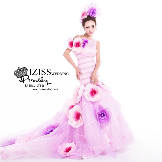 PW339-**พรีออเดอร์**ชุดคู่ถ่ายพรีเวดดิ้ง (prewedding dress) & ชุดแต่งงานแฟนซี (Fancy wedding dress)ชายหญิง "ธีมสีชมพูอมม่วง"