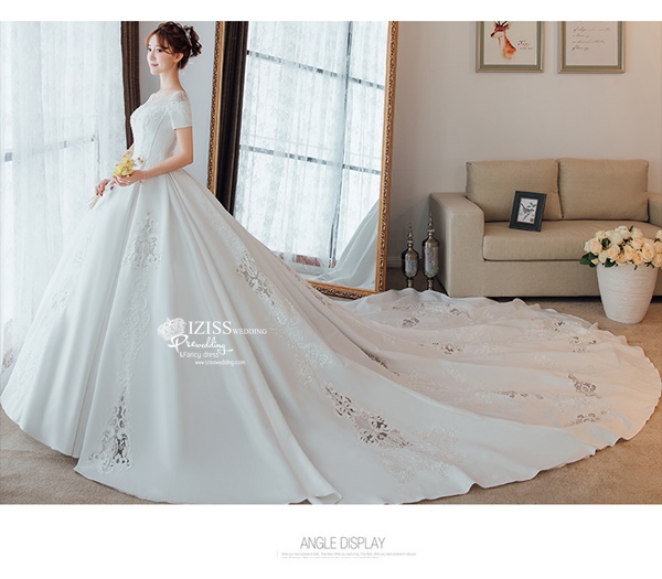 BR351 **พรีออเดอร์**ชุดแต่งงาน&ชุดเจ้าสาวแบบยาวอลังการ สีขาวเกรดพรีเมี่ยม หรูหราน่ารัก สวยโดดเด่นไม่ซ้ำใคร