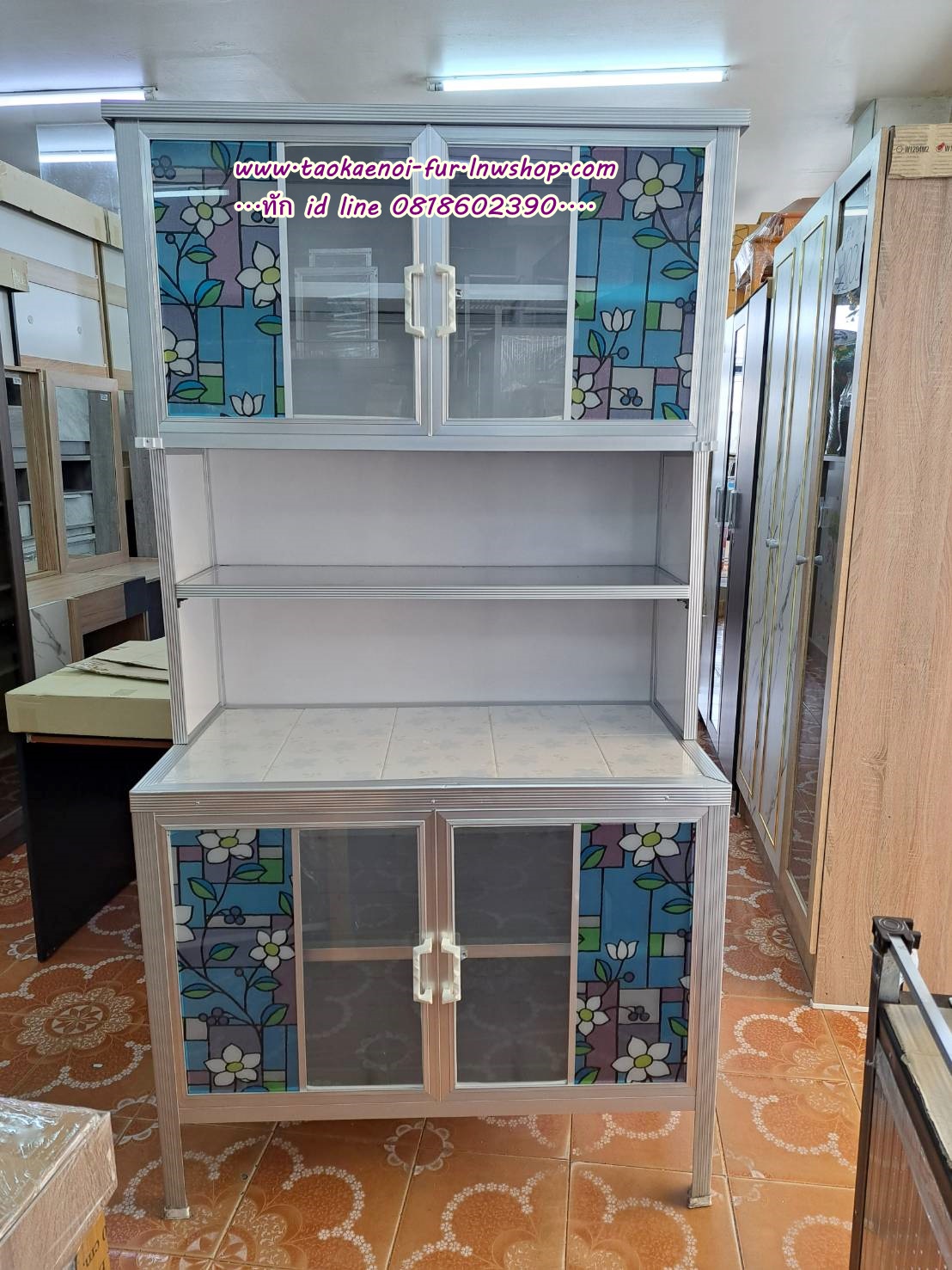 ตู้ครัวสูงหน้ากระเบื้อง TT (เสาเหลี่ยม+ขอบเหลียม) โครงเหล็ก