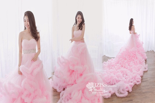 RM020light pink **พรีออเดอร์สีชมพูอ่อนหางยาว**งานตัดเกรด A ชุดราตรีหรูหรา ชุดแต่งงาน ชุดพรีเวดดิ้งสั่งตัดได้ค่ะ งานเกรดพรีเมี่ยม ตัดเย็บปราณีต สวมใส่สวยงามดุจเจ้าหญิง