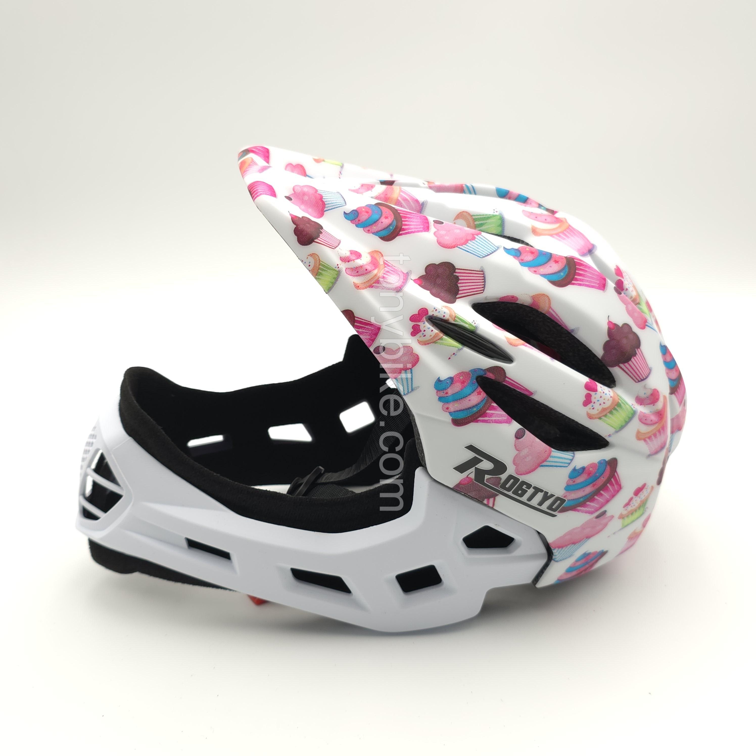 หมวกจักรยานเด็ก เต็มใบ สีขาว ลายขนม 46-53 ซม.