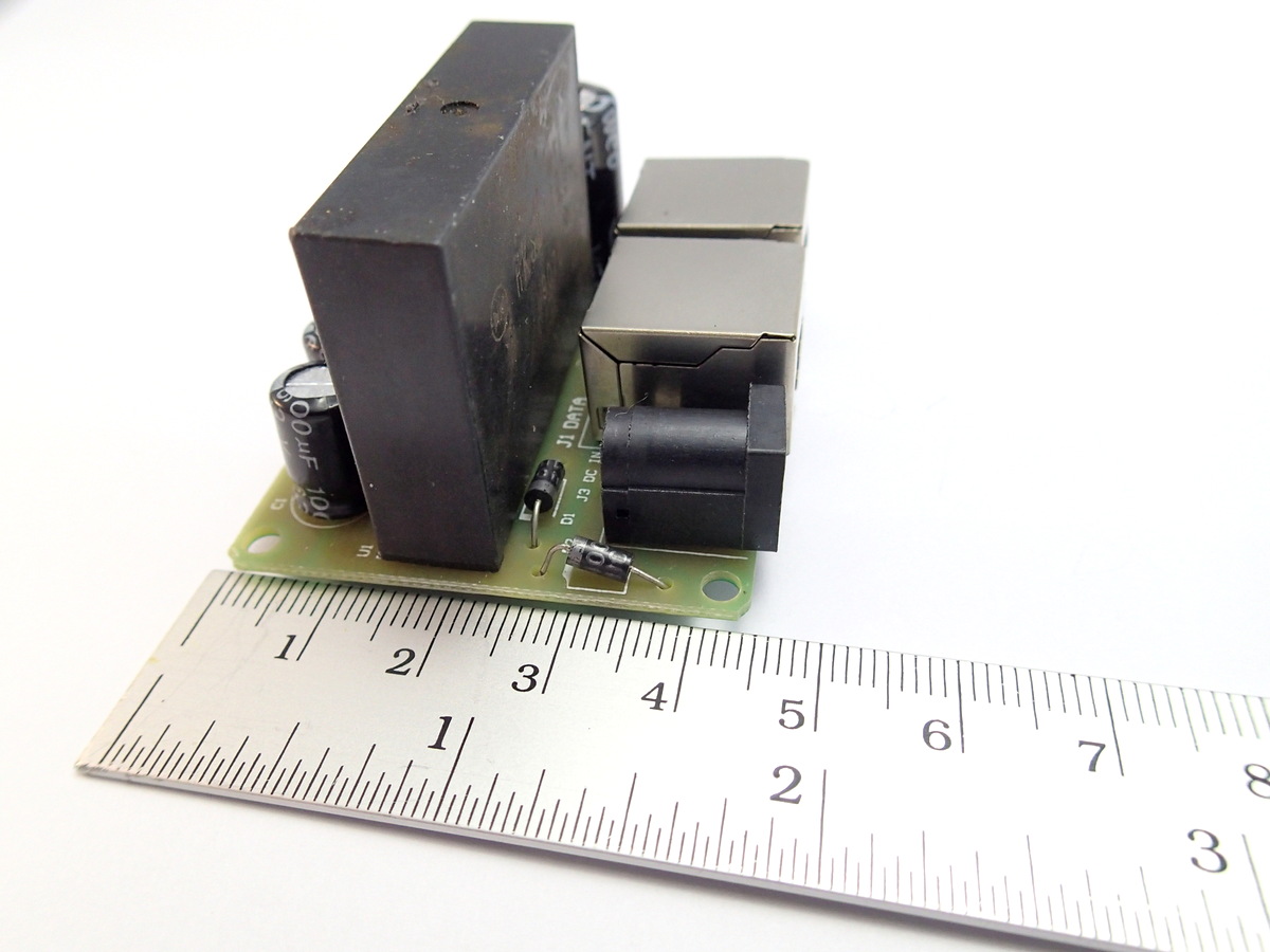 POE Splitter with 48V DC Step-Down to +12V/5V