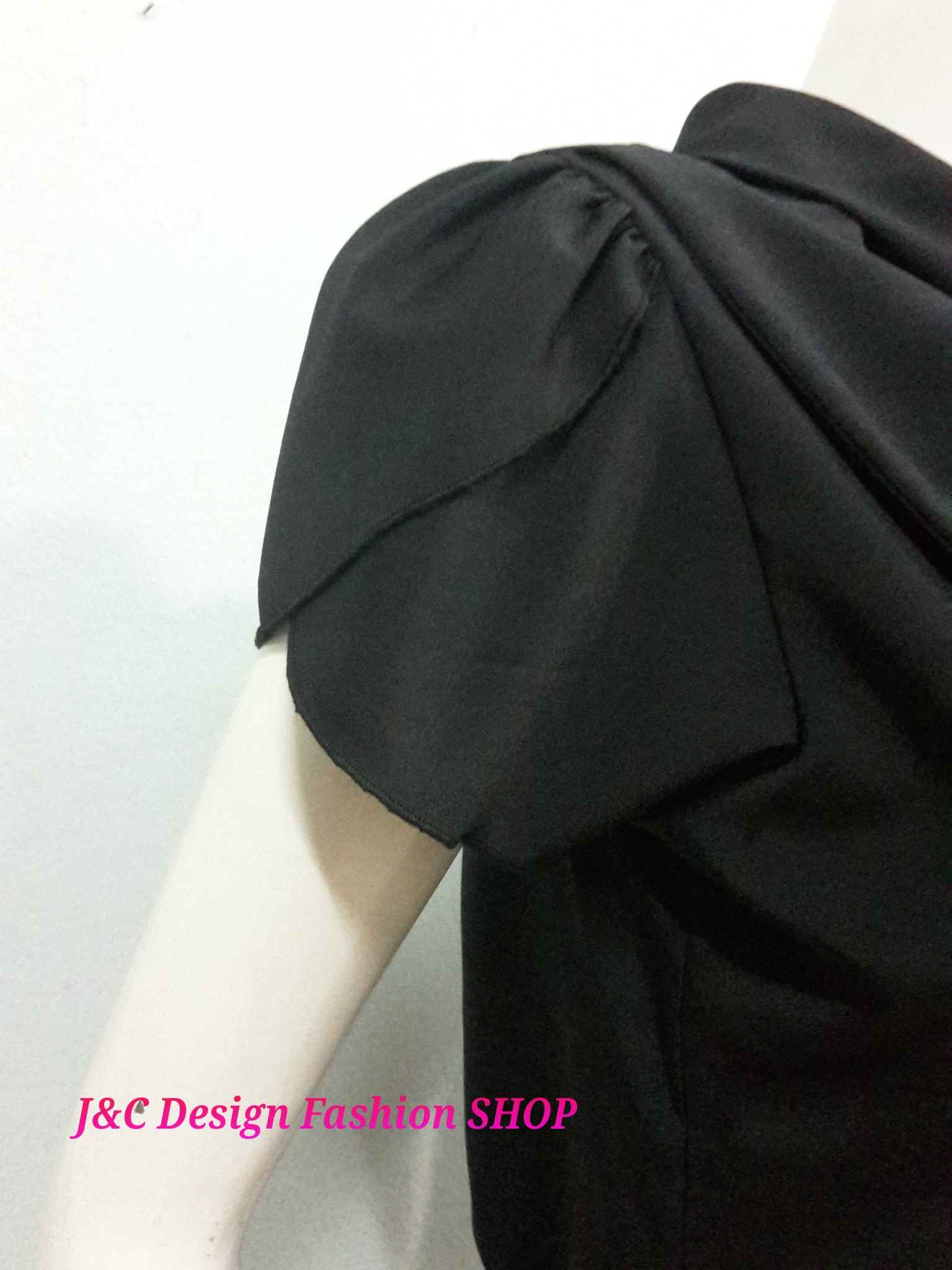 เสื้อผ้าฝ้ายสีดำ เสื้อผ้าไทยสีดำ เสื้อทำงานชีฟองสีดำ เสื้อชีฟองแต่งเกล็ดสีดำ เสื้อทำงานเกาหลี เสื้อสมัครงาน ชุดสมัครงาน เสื้อใส่กับผ้าถุง เสื้อใส่กับผ้าซิ่น