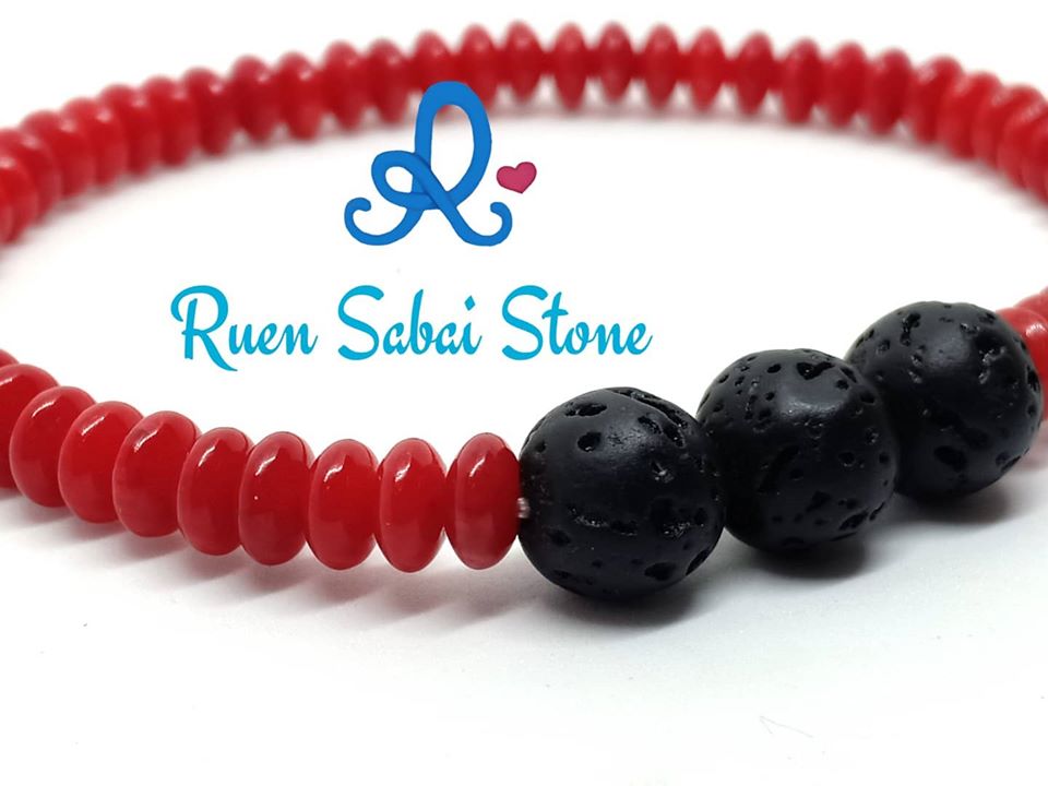 สร้อยข้อมือหินปะการังแดง เป็นเครื่องรางของขลังที่ช่วยปกป้องคุ้มครอง ให้แคล้วคลาดจากภัยอันตรายและสิ่งชั่วร้าย