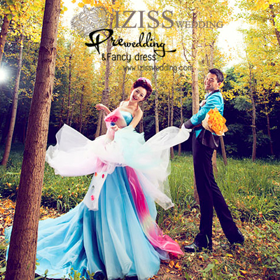 PW135 - Pre order ชุดคู่ถ่ายพรีเวดดิ้ง (prewedding dress) & ชุดแต่งงานแฟนซี (Fancy wedding dress)ชายหญิง "ธีมสีเขียว-ชมพู"