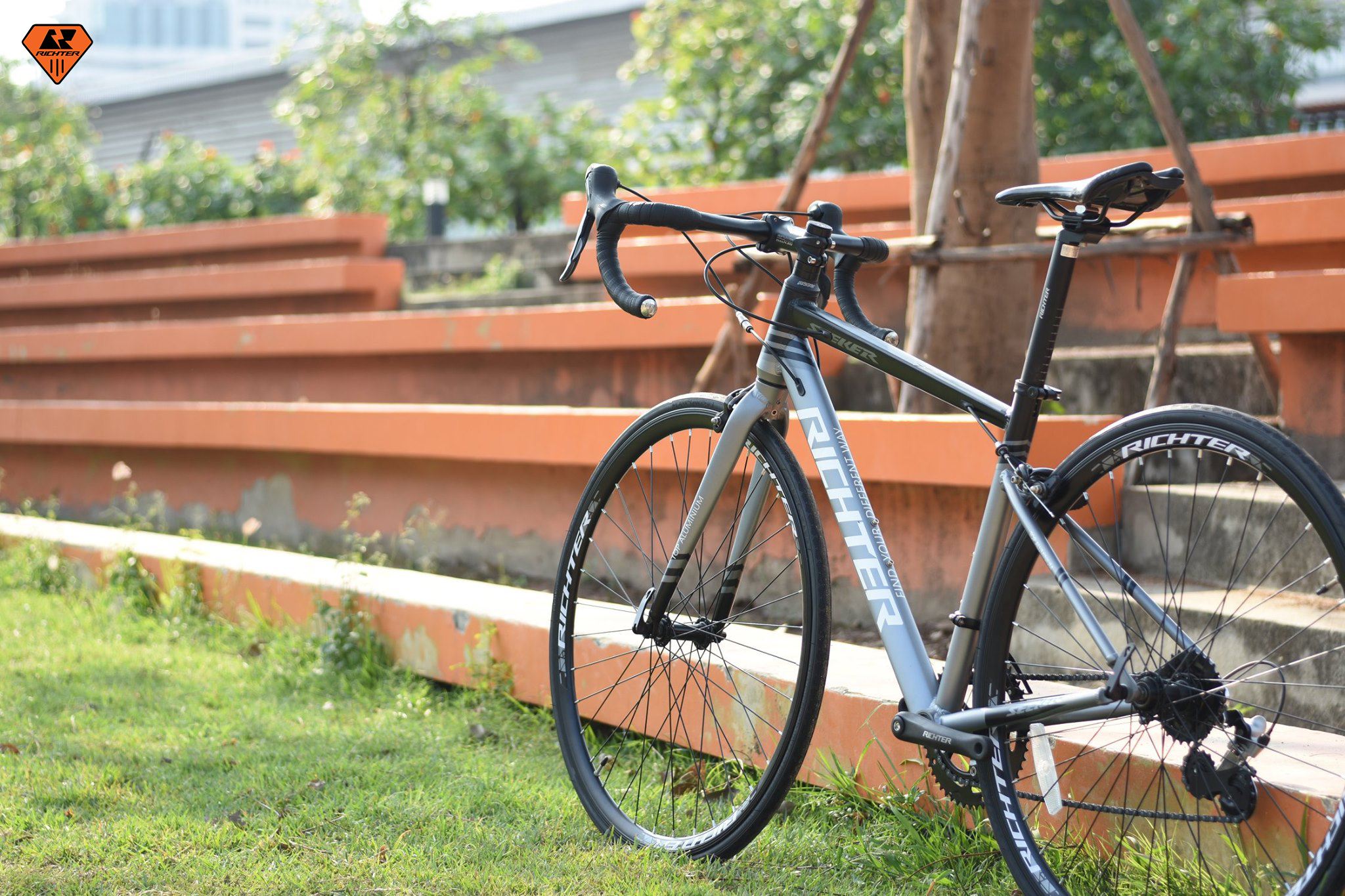 จักรยานเสือหมอบ RICHTER รุ่น SEEKER