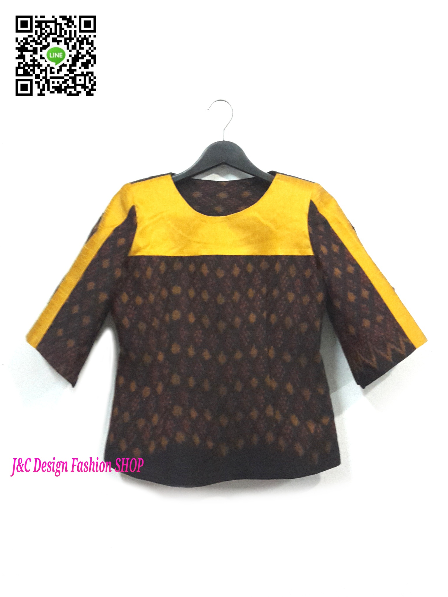 เสื้อผ้าไทย เสื้อผ้าฝ้ายตัดต่อต่อผ้าไหม เสื้อใส่ผ้าซิ่น เสื้อผ้าฝ้ายมัดหมี่ทอมือตัดต่อผ้าไหมสีเหลืองทอง