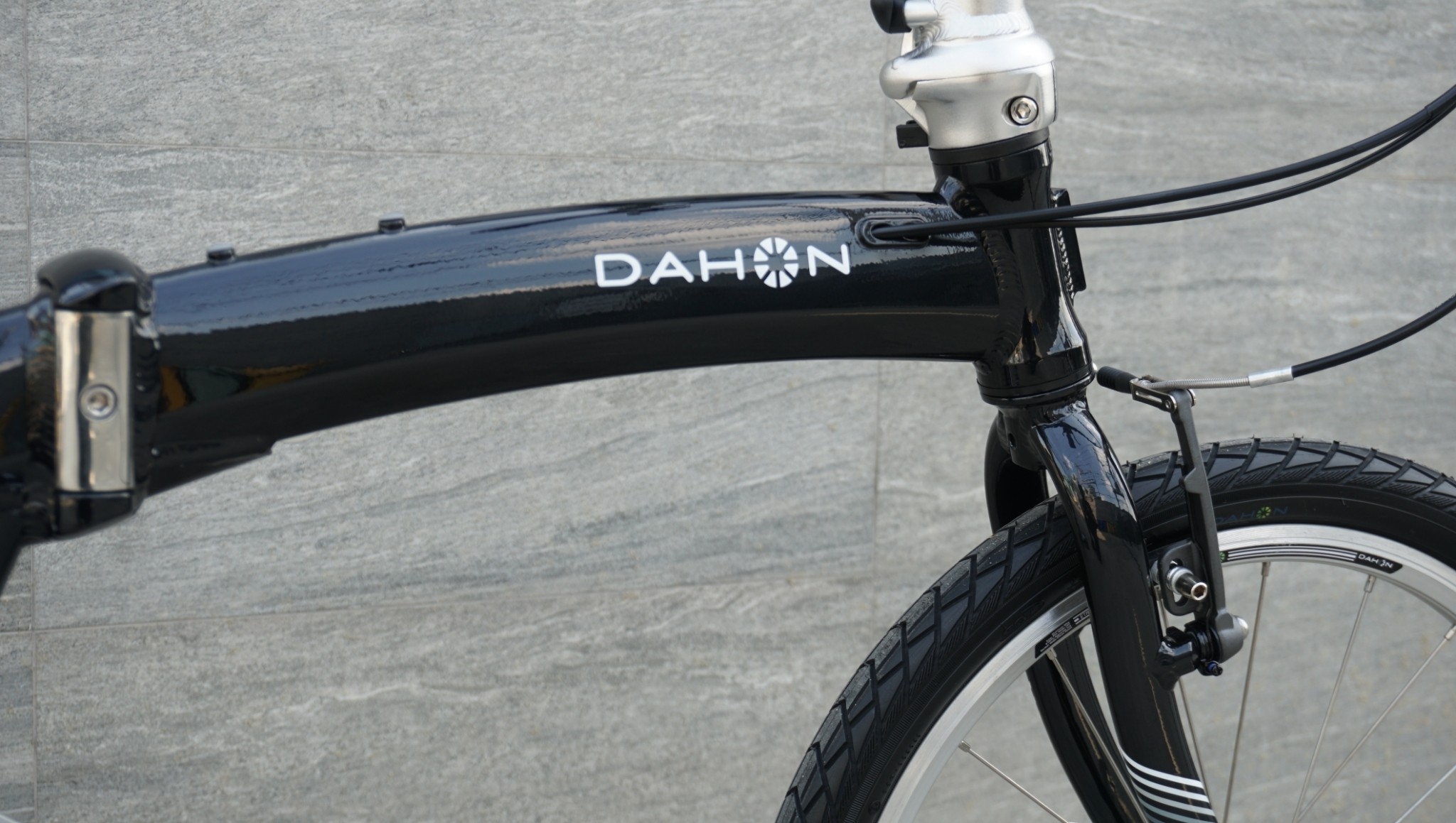 DAHON : Mu D9 จักรยานพับด้ เฟรมอลูมิเนียม 9 สปีด