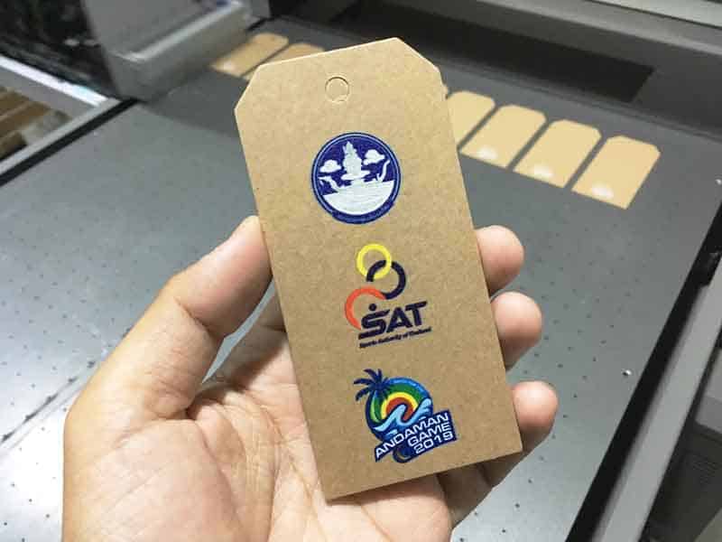 พิมพ์ป้ายแท็กห้อยสินค้า (สั่งผลิตตามรูปทรงและขนาดที่ต้องการ)