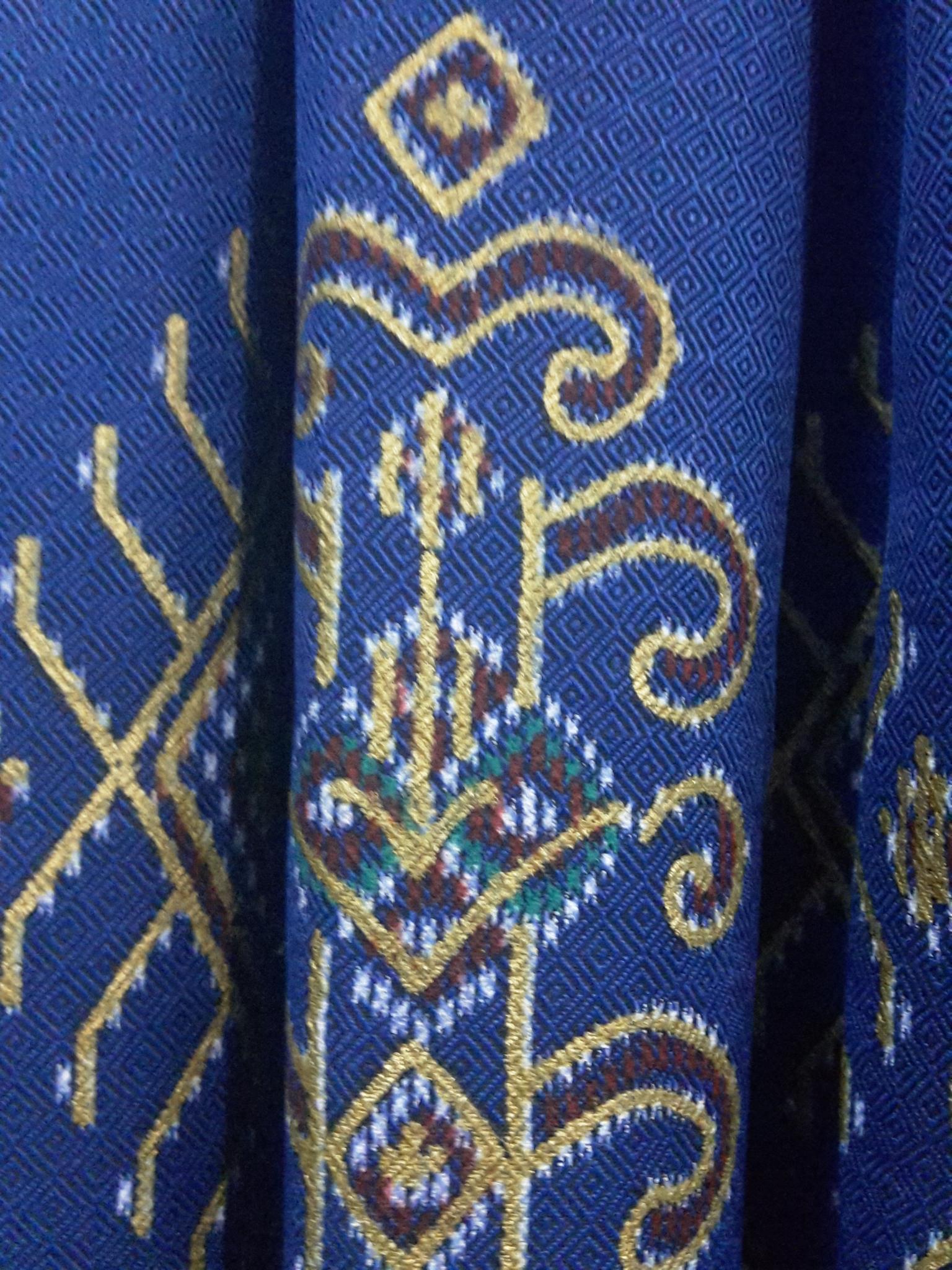 กระโปรงผ้าไทยสำเร็จรูป กระโปรงผ้าไทยผ้าฝ้ายมัดมัดหมี่ กระโปรงผ้าฝ้ายทรงทวิทยาว