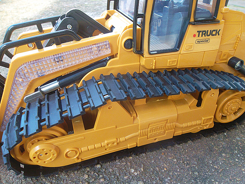 รถแทรกเตอร์บังคับวิทยุ CAT-TD20M